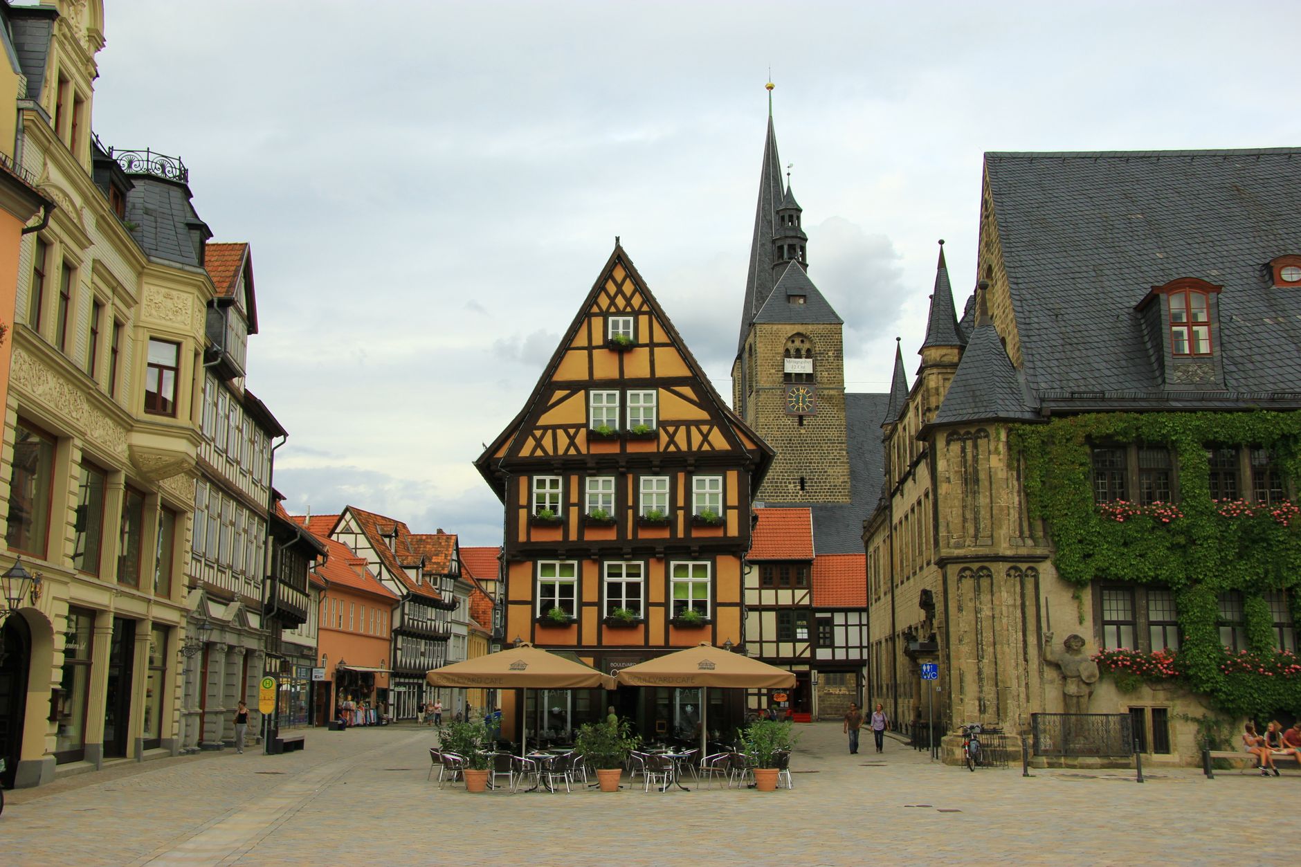 Heilpädagogik und Frühförderung in Frühförderstellen und Heilpädagogen in Neubrandenburg finden